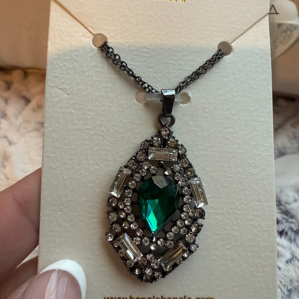 NWT Amrita Singh Necklace with Clear and Emerald colored crystals
